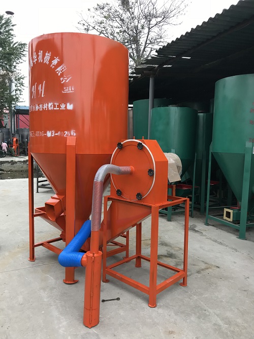 小型飼料粉碎機(jī)、制粒機(jī)在飼料生產(chǎn)中的關(guān)鍵功能與價(jià)值